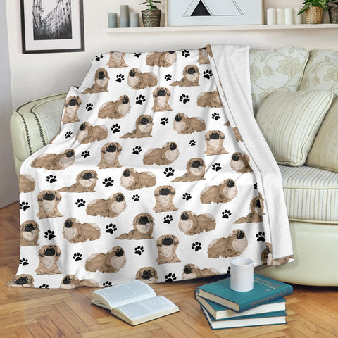 Pekingese Paw Blanket