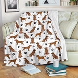 Chesapeake Bay Retriever Paw Blanket