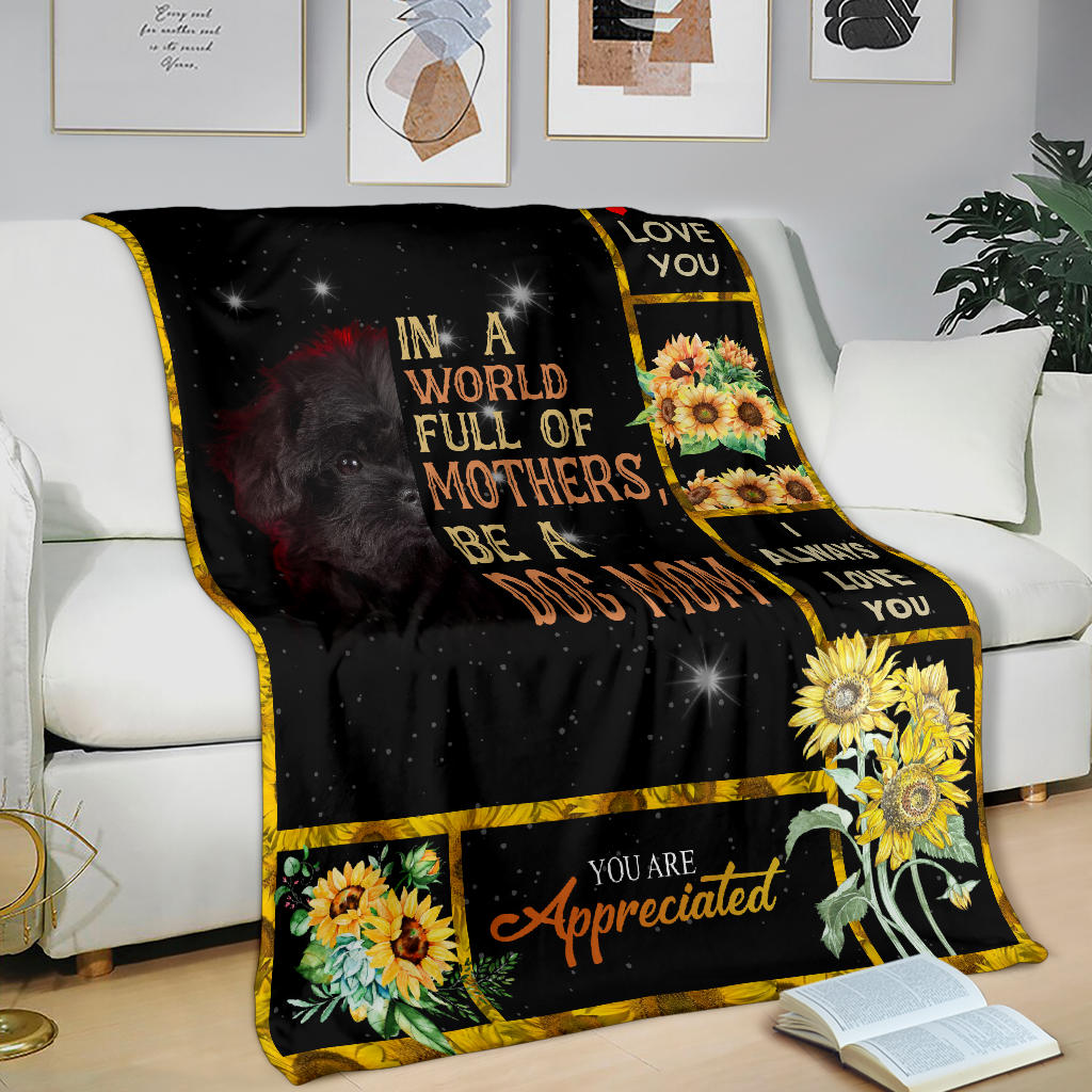 Affenpinscher-A Dog Mom Blanket