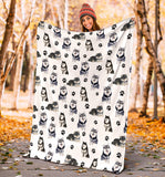 Finnish Lapphund Paw Blanket