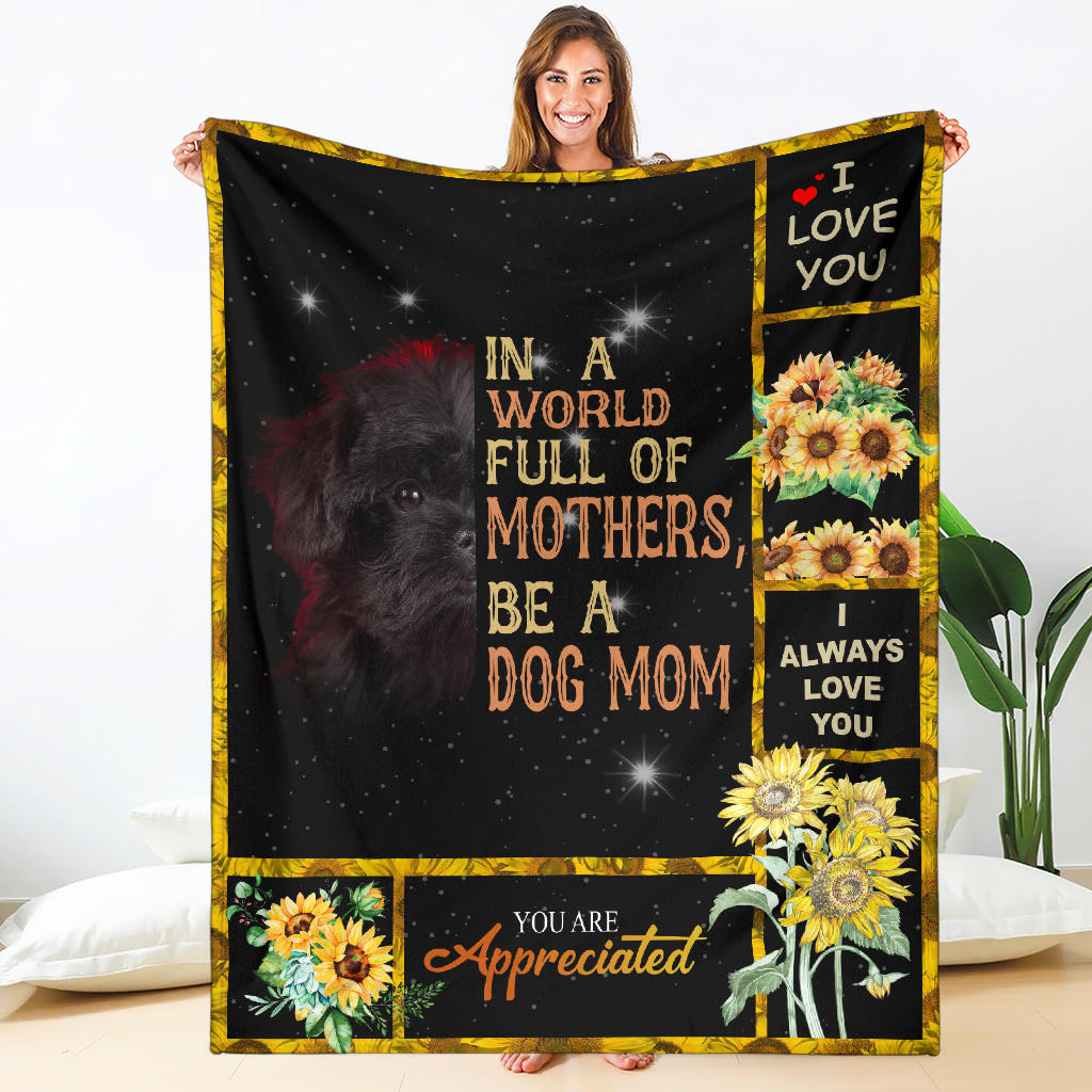 Affenpinscher-A Dog Mom Blanket